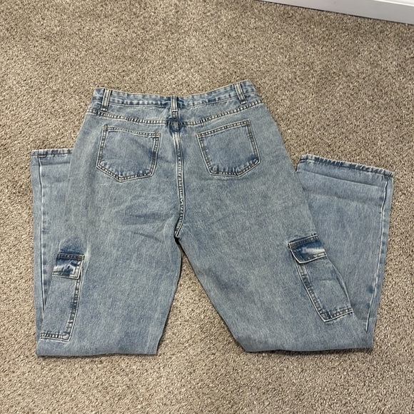 Cargo Jeans - Picture 7 of 7